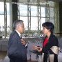 Rinah Rakotomanga en pleine discussion avec Norbert Lala Ratsirahonana